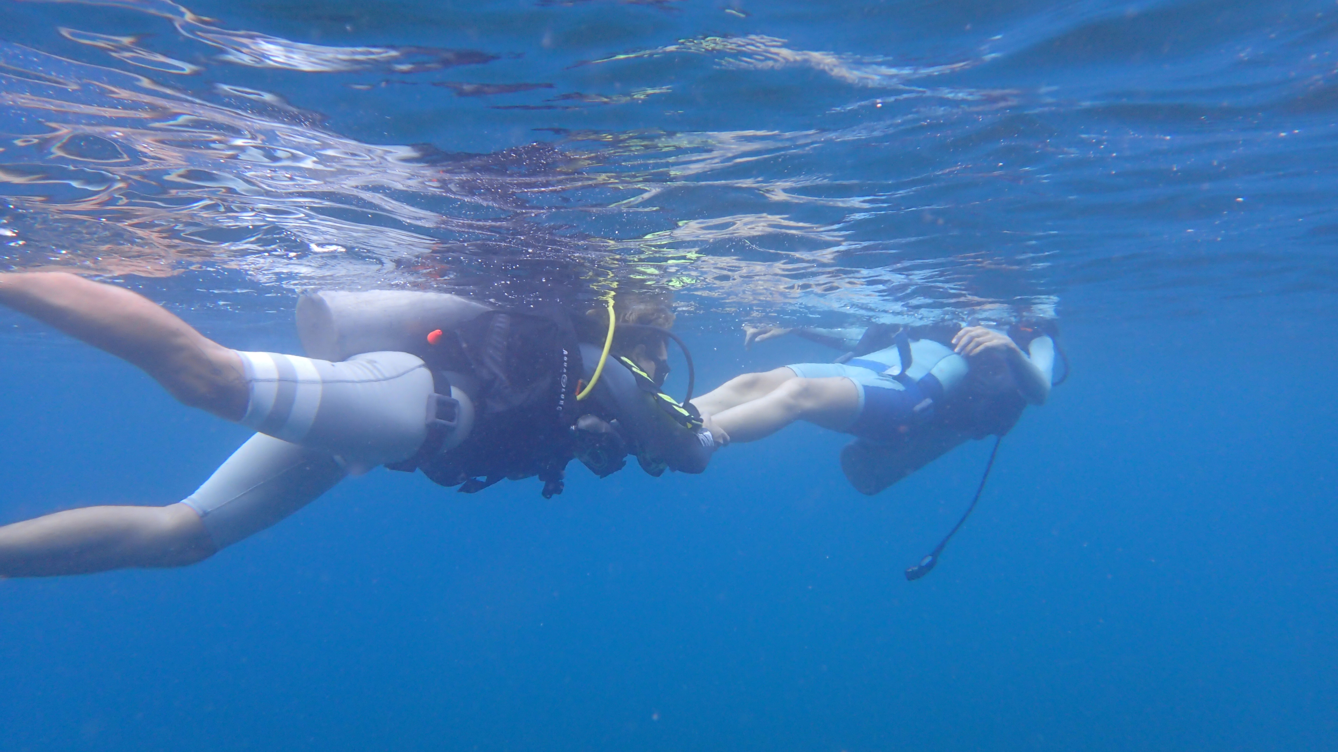 Tom practicing tired diver Tow with buddy Kate